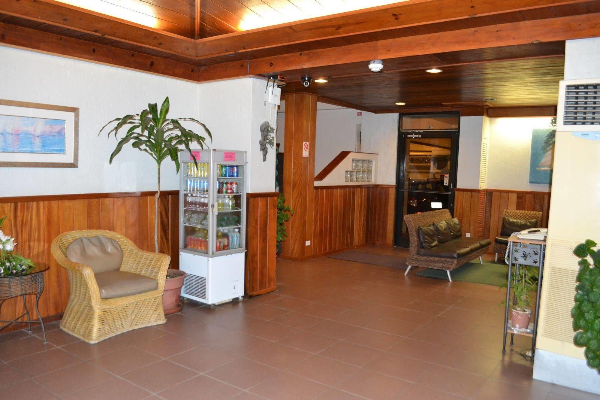 West Plaza By The Sea Hotel Koror village Exterior foto