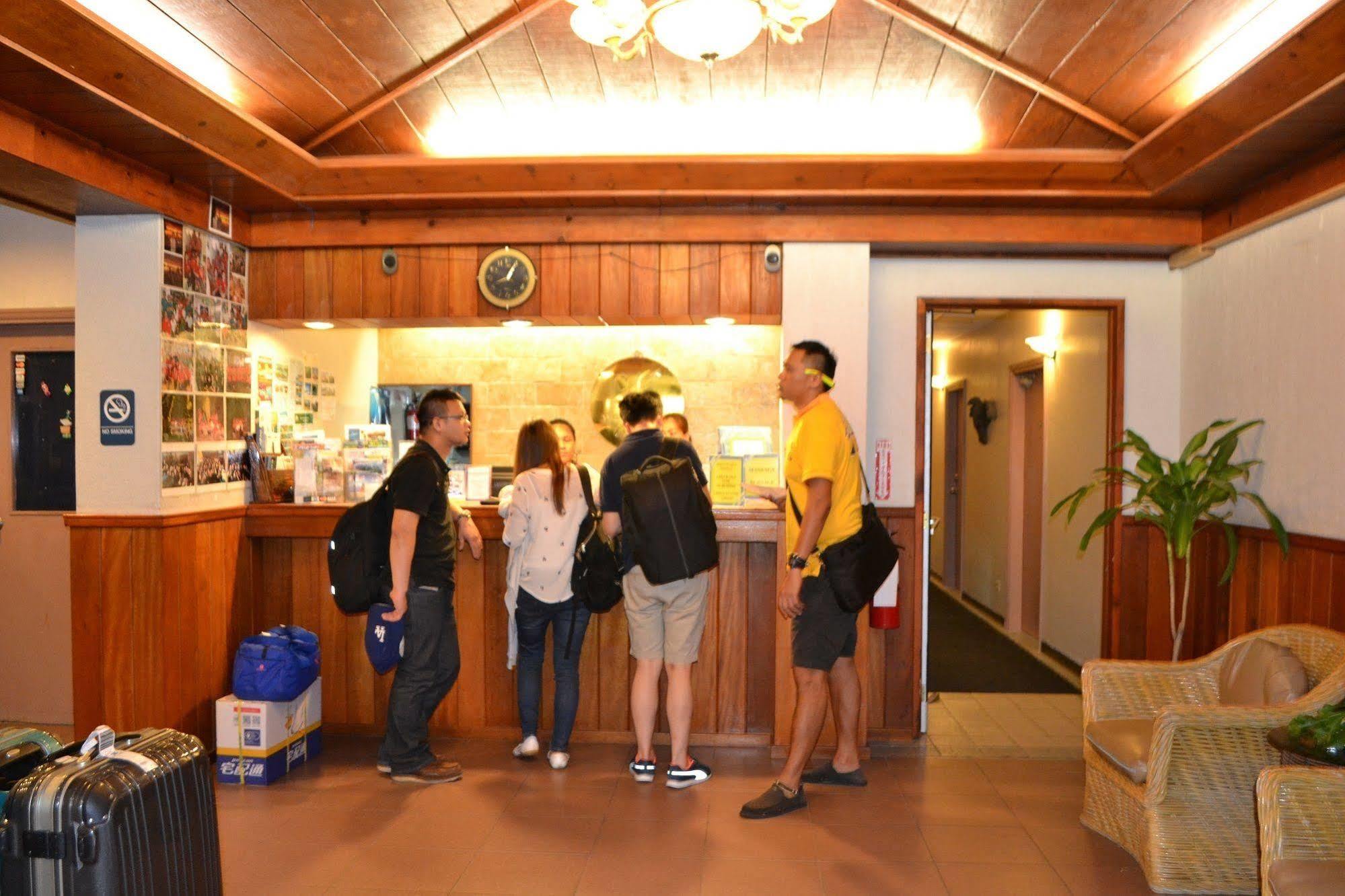 West Plaza By The Sea Hotel Koror village Exterior foto